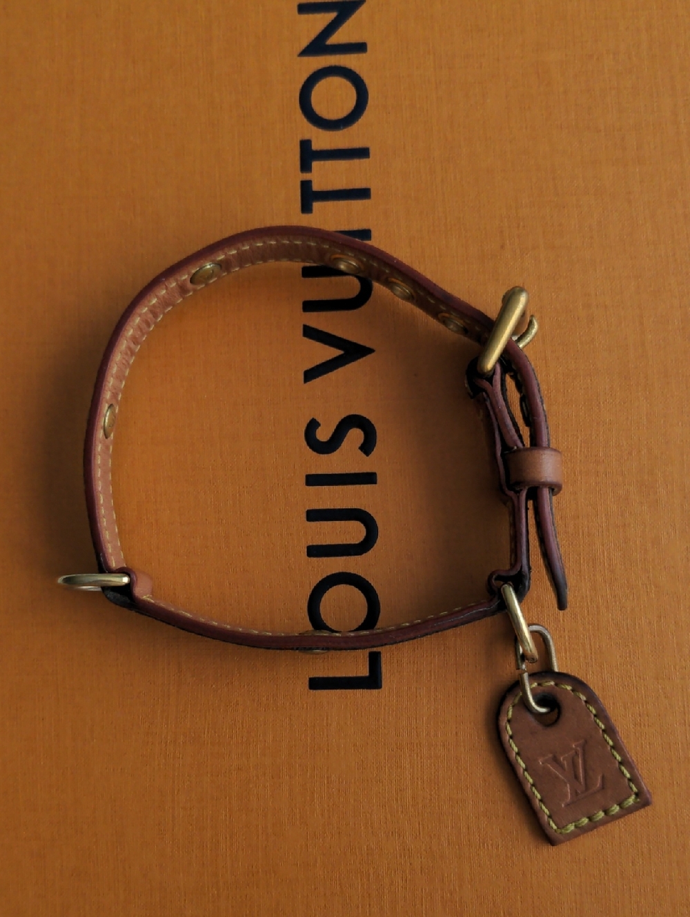Louis Vuitton Monogram Leash and Collar Set - Brown & Tan - Picture 11 of 16